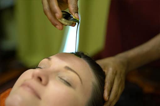 ayurvedic head massage